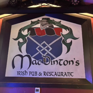 MacDinton’s Irish Pub