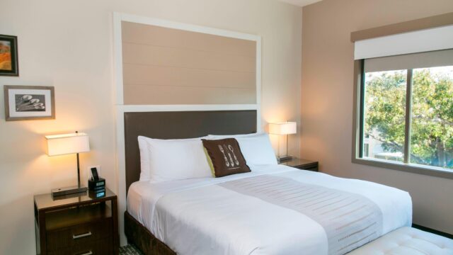 f4077497-895f-4273-bf6e-b76abf972d08